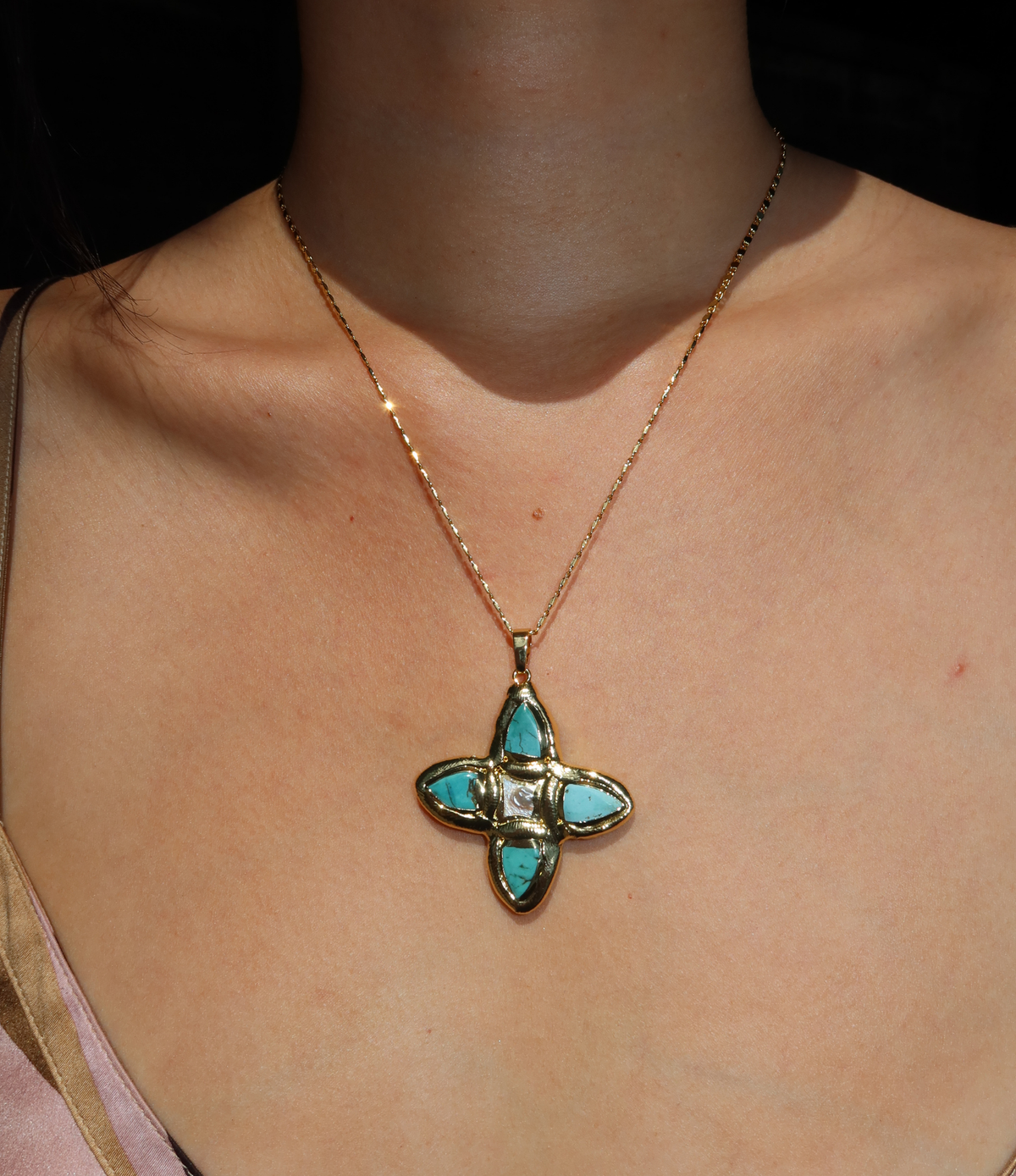 OPHELIA NECKLACE IN BLUE