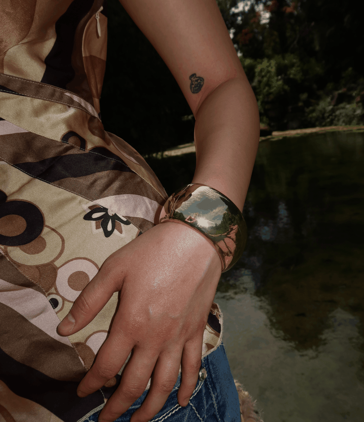 CAMILLA BANGLE