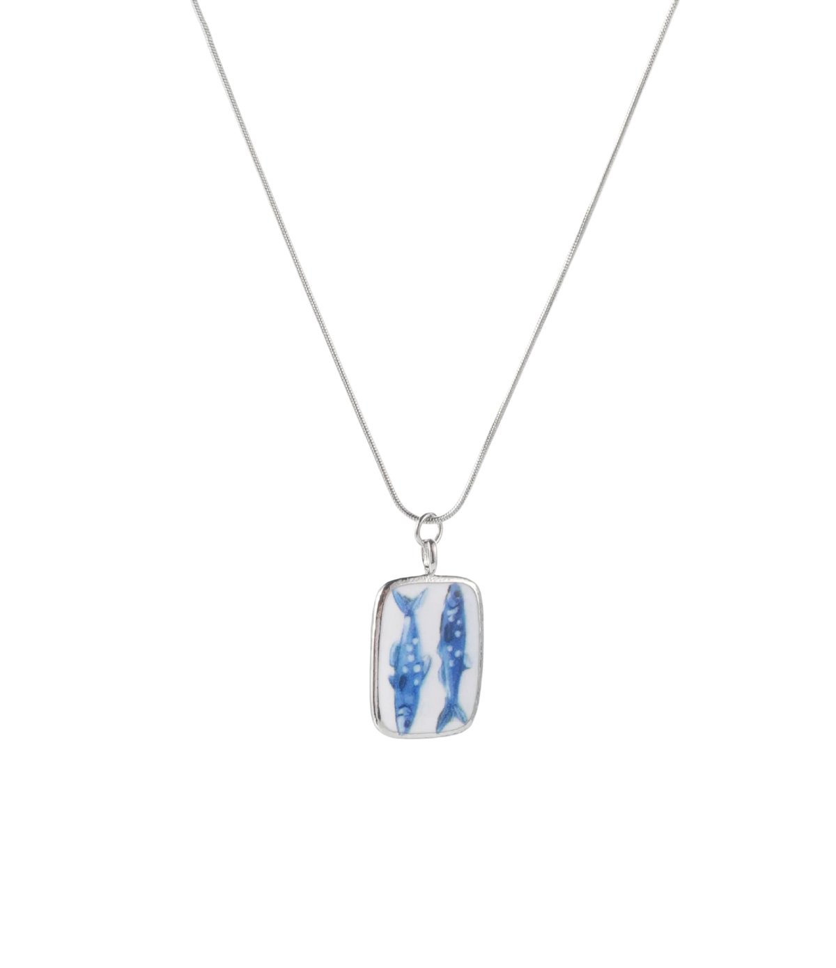 FISH CHARM NECKLACE