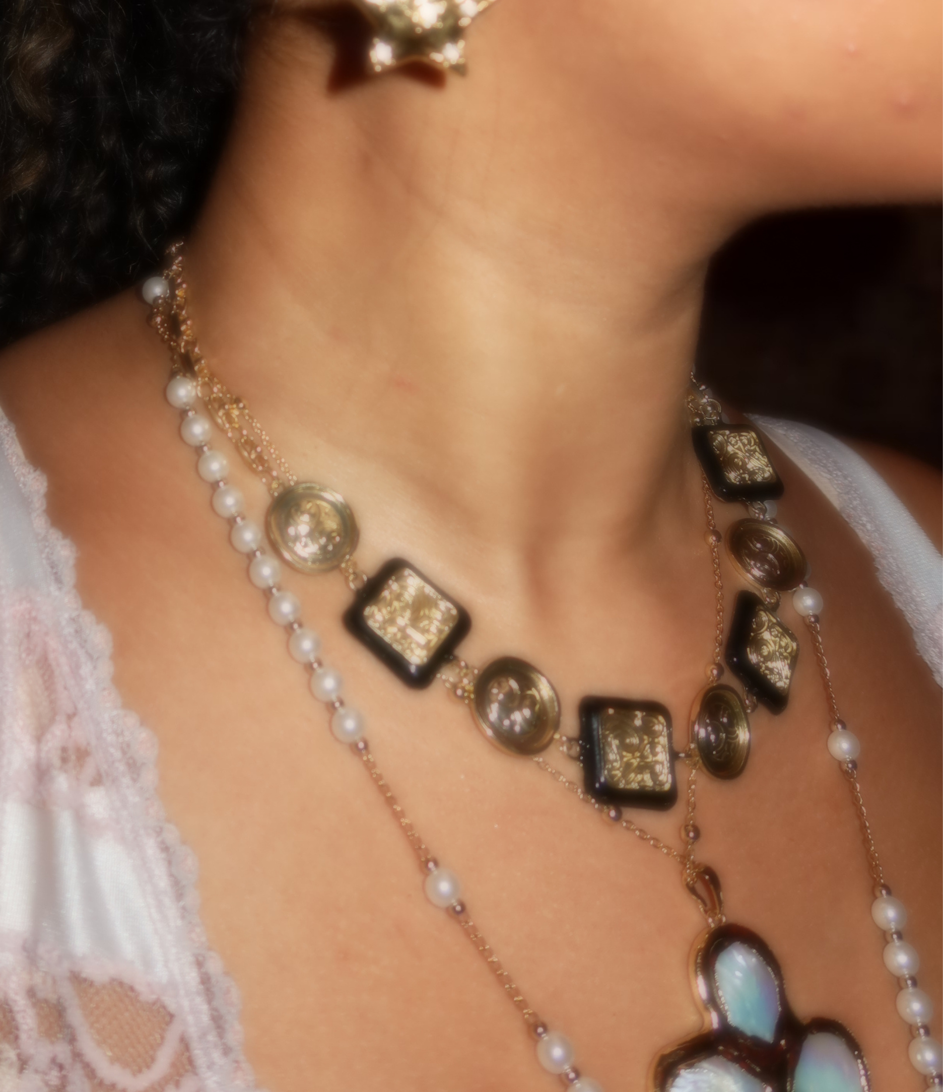 MONET NECKLACE