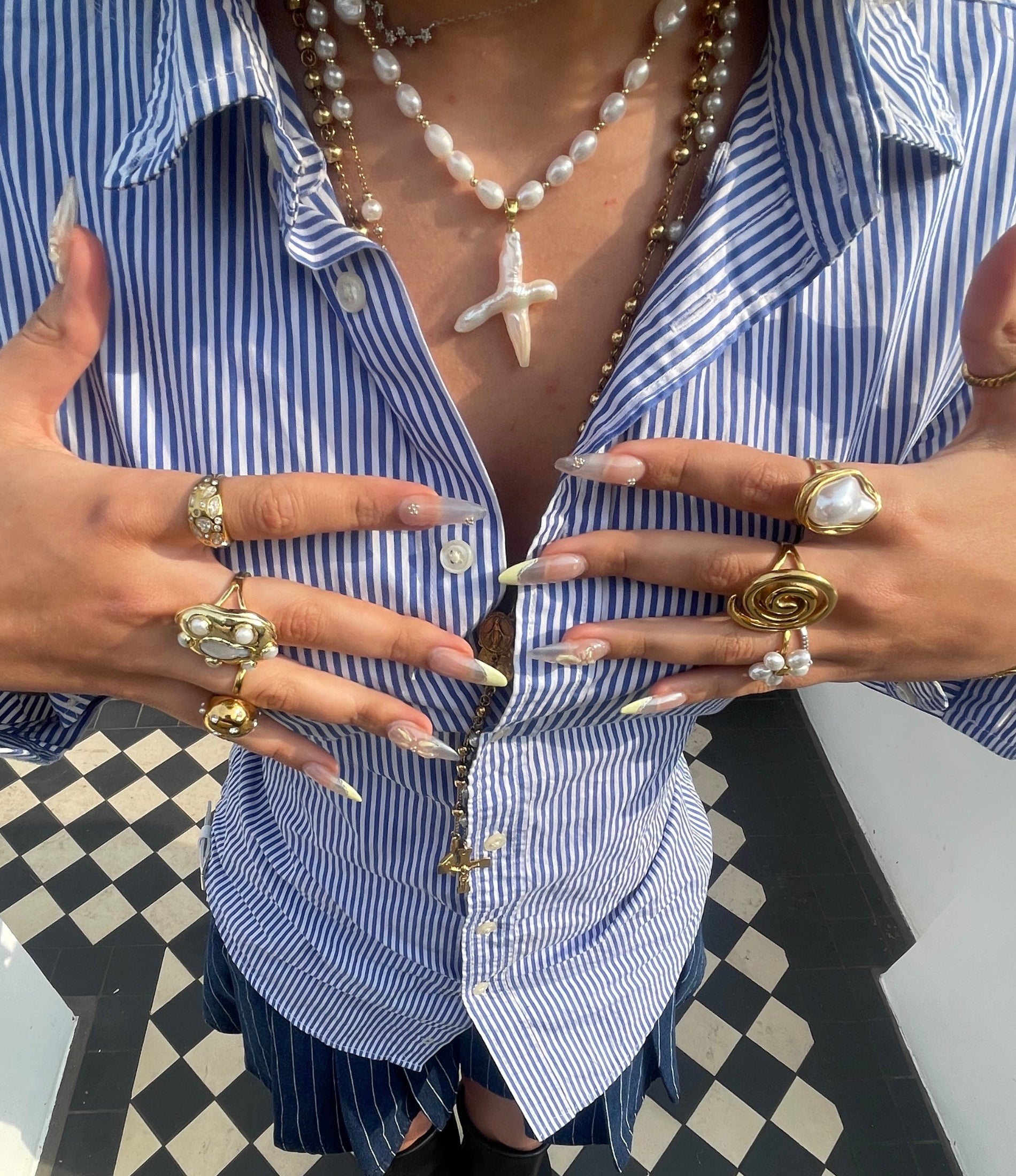 ODETTE PEARL CROSS NECKLACE