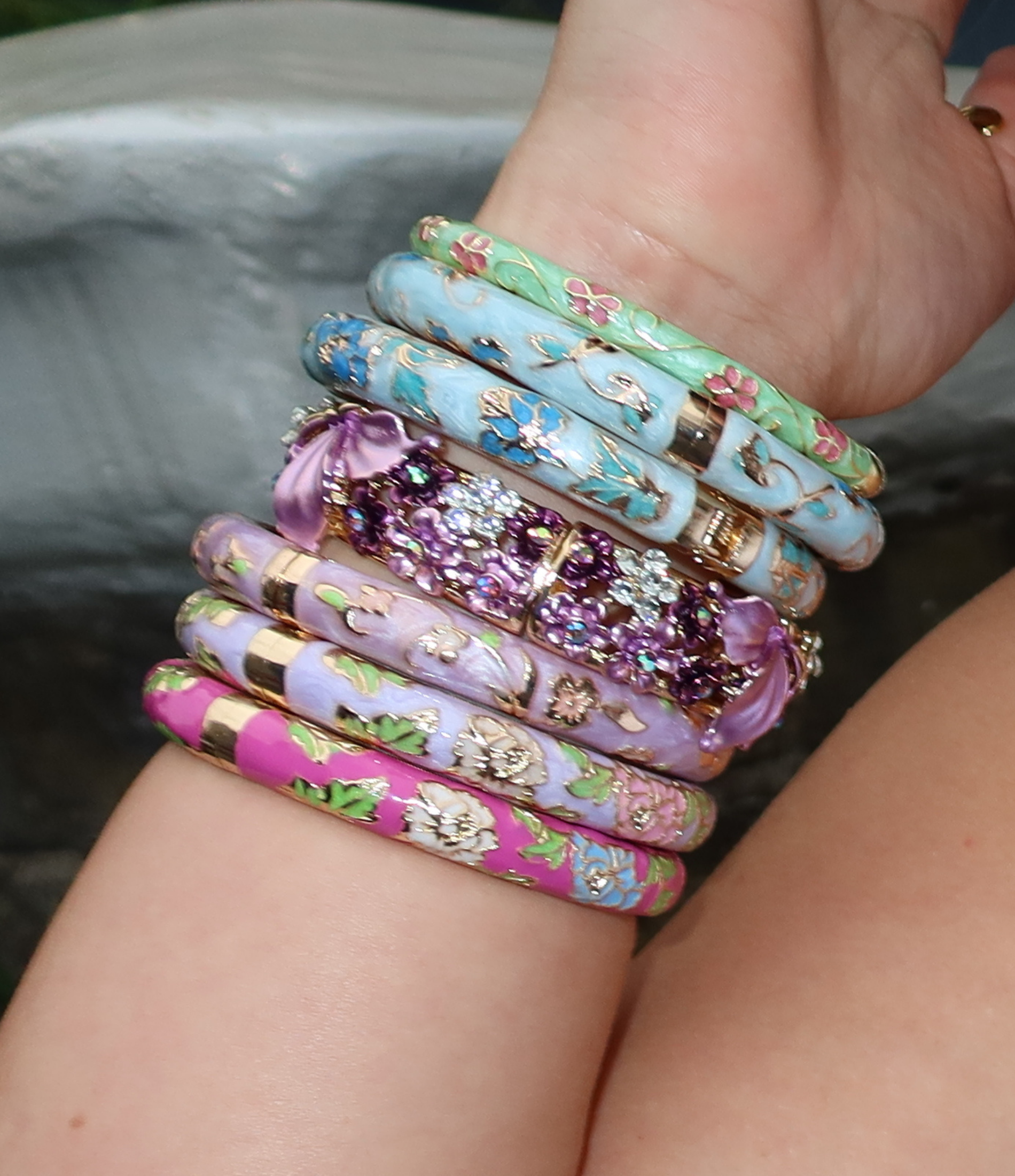 JOSEPHINE BANGLE IN LIGHT BLUE