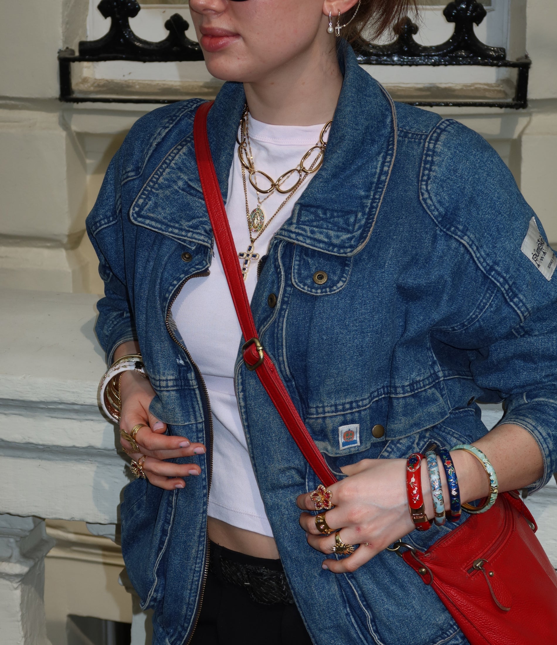 DIVINE MARY NECKLACE