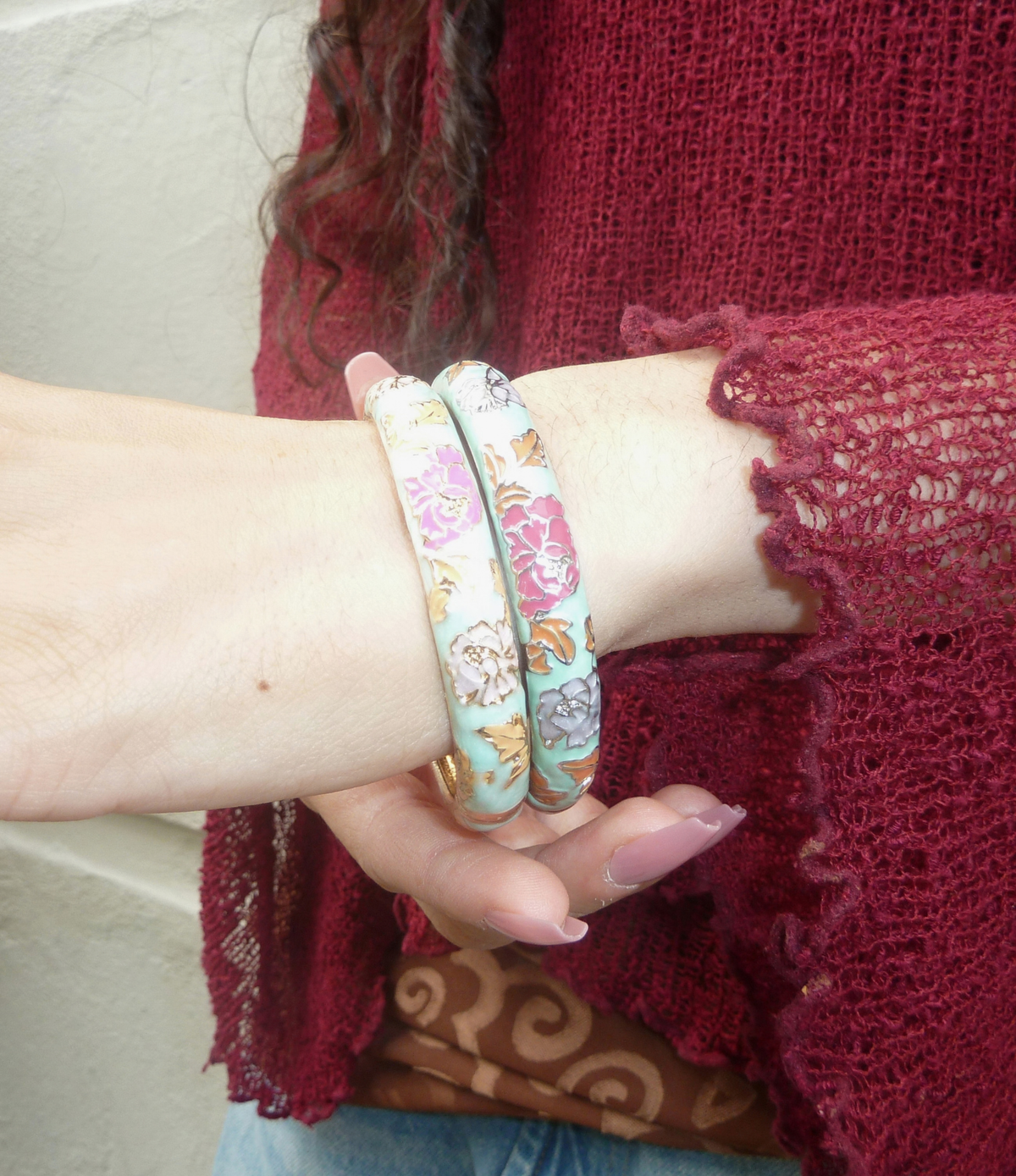 VIENNA ENAMEL BANGLE VIVID IN LIGHT GREEN