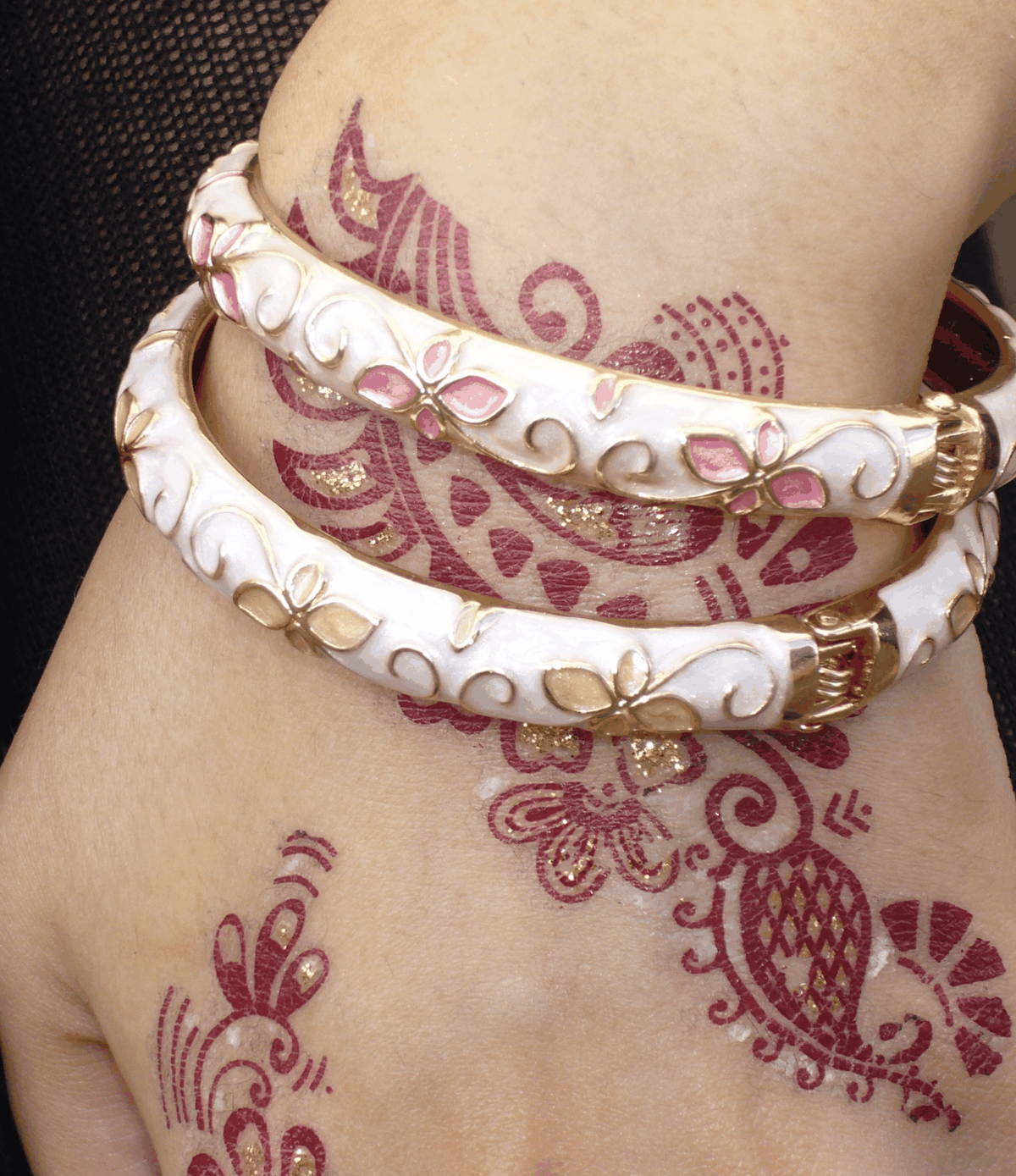 PRIMAVERA BANGLE IN CREAM