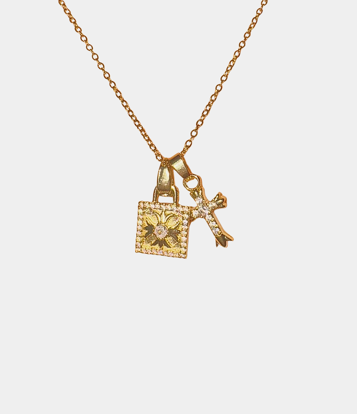 SOPHIA NECKLACE