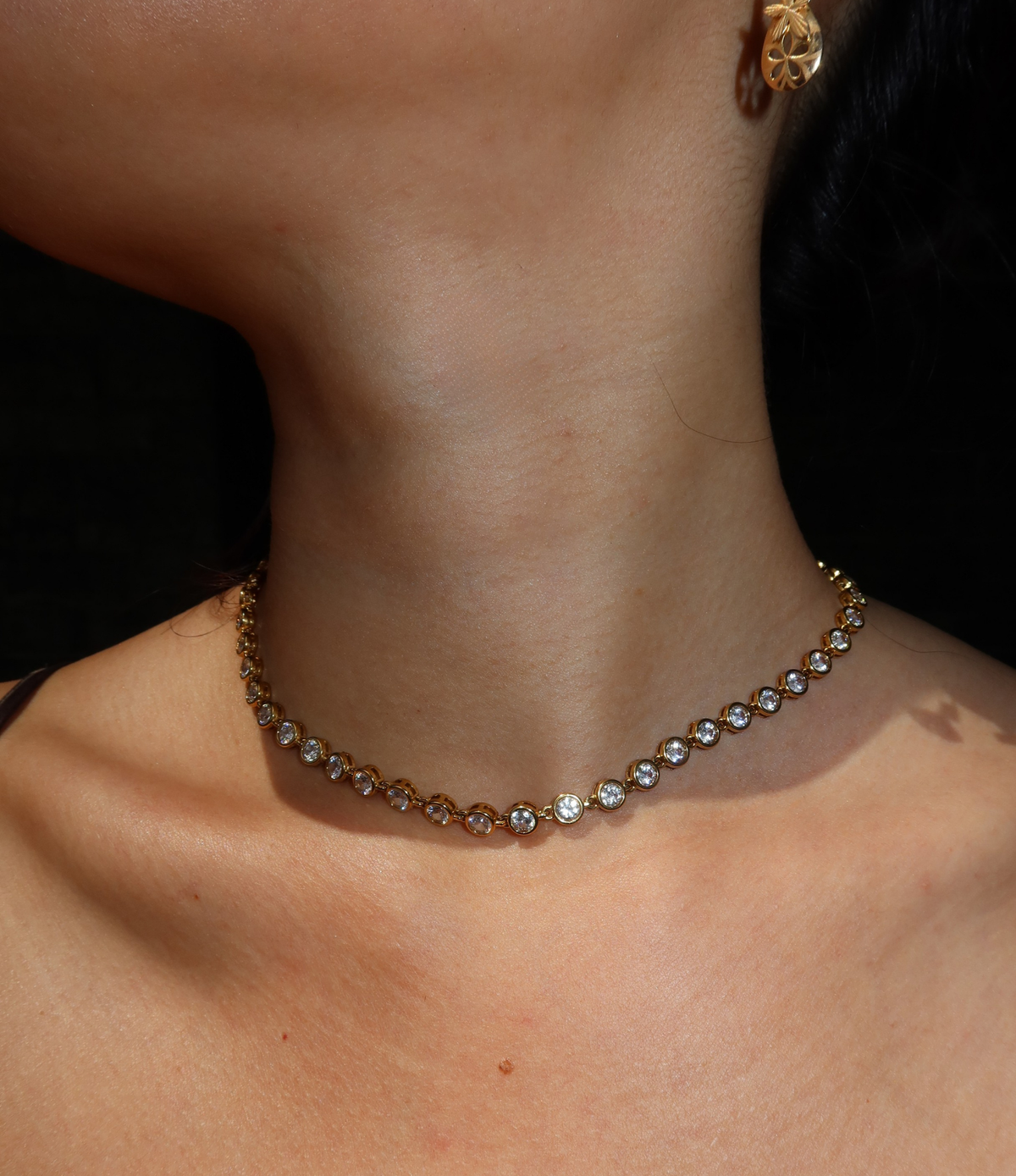 VIVIAN TENNIS NECKLACE IN WHITE