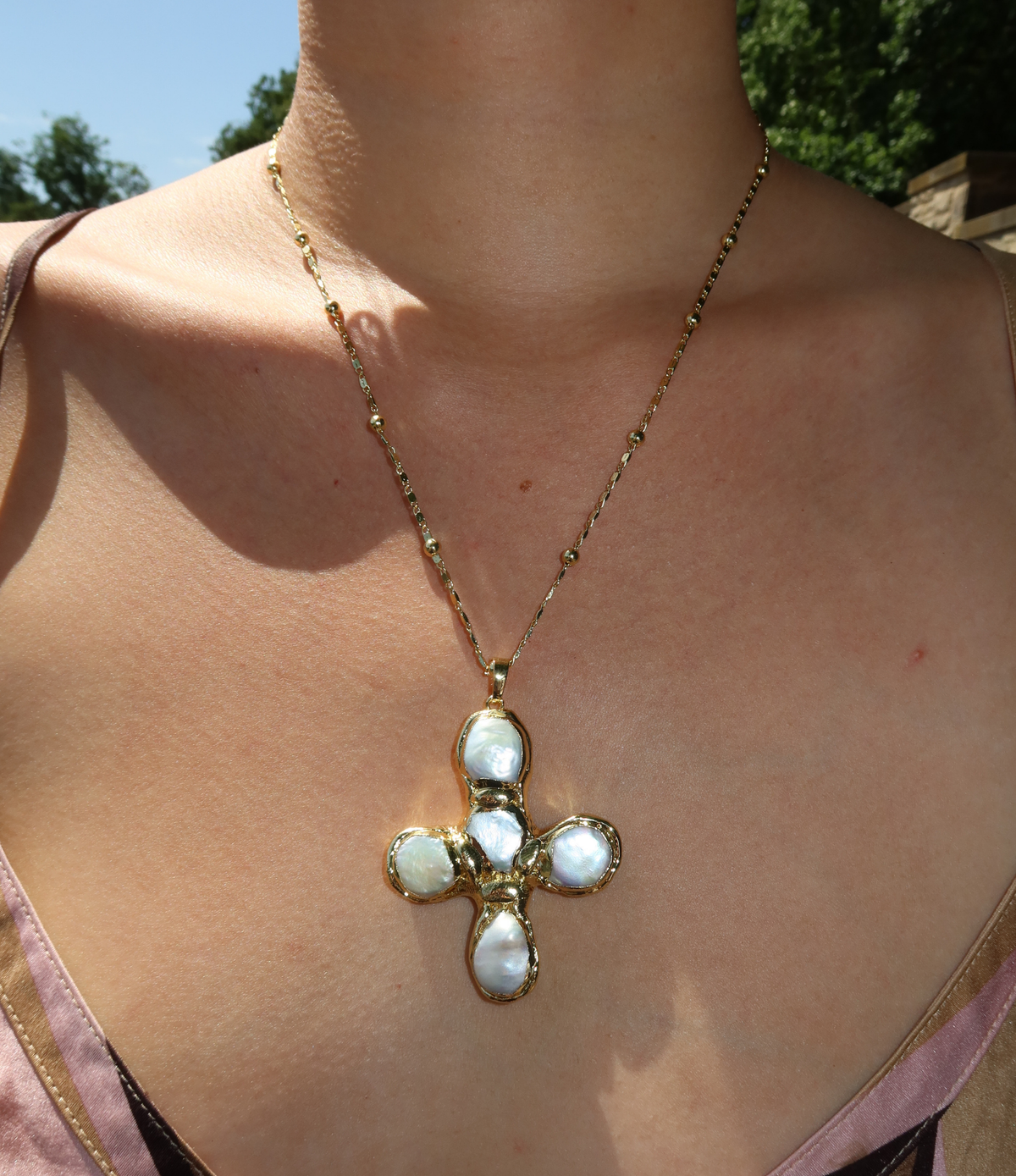 OLYMPIA NECKLACE