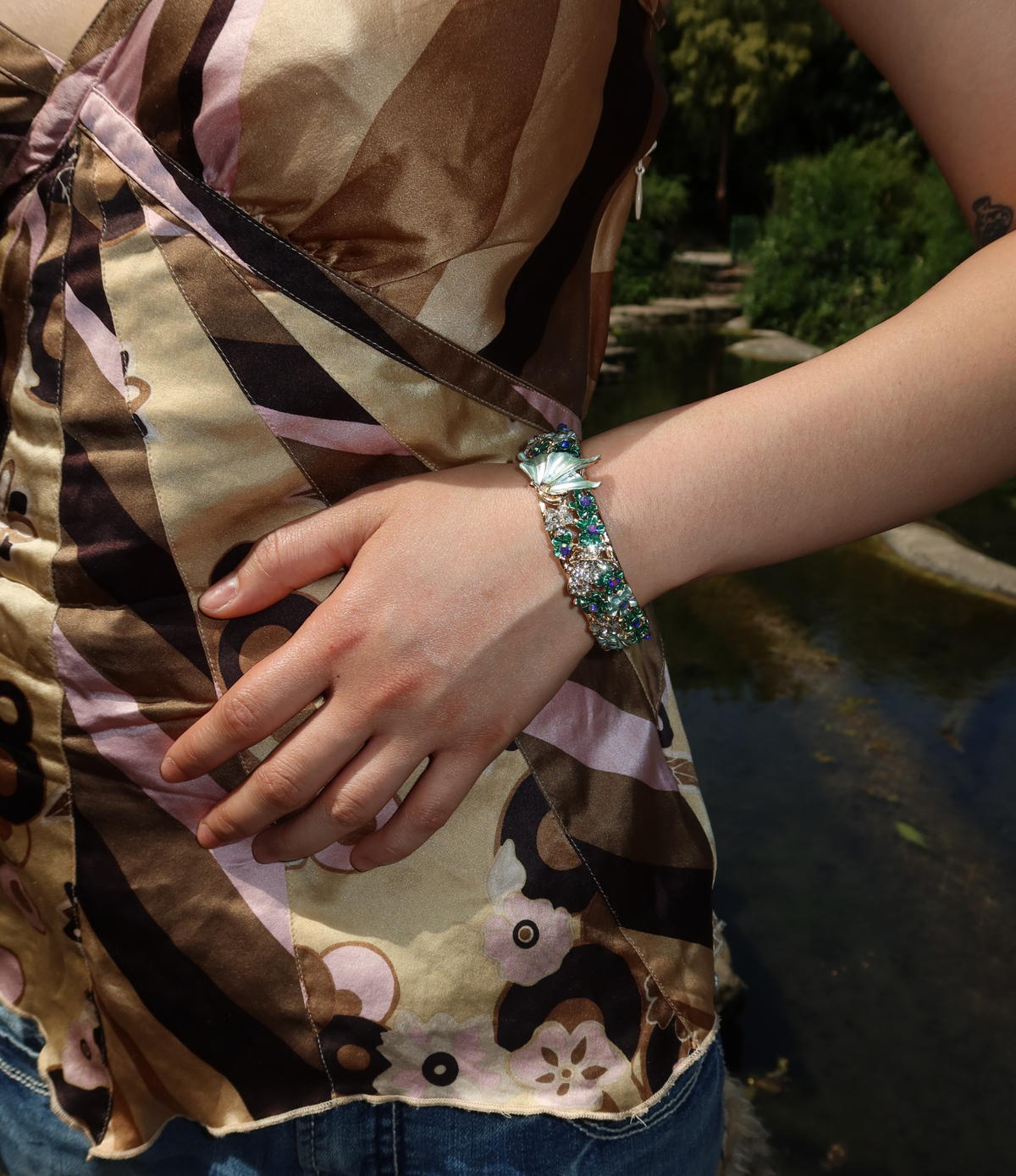 AURORA BANGLE IN BLUE