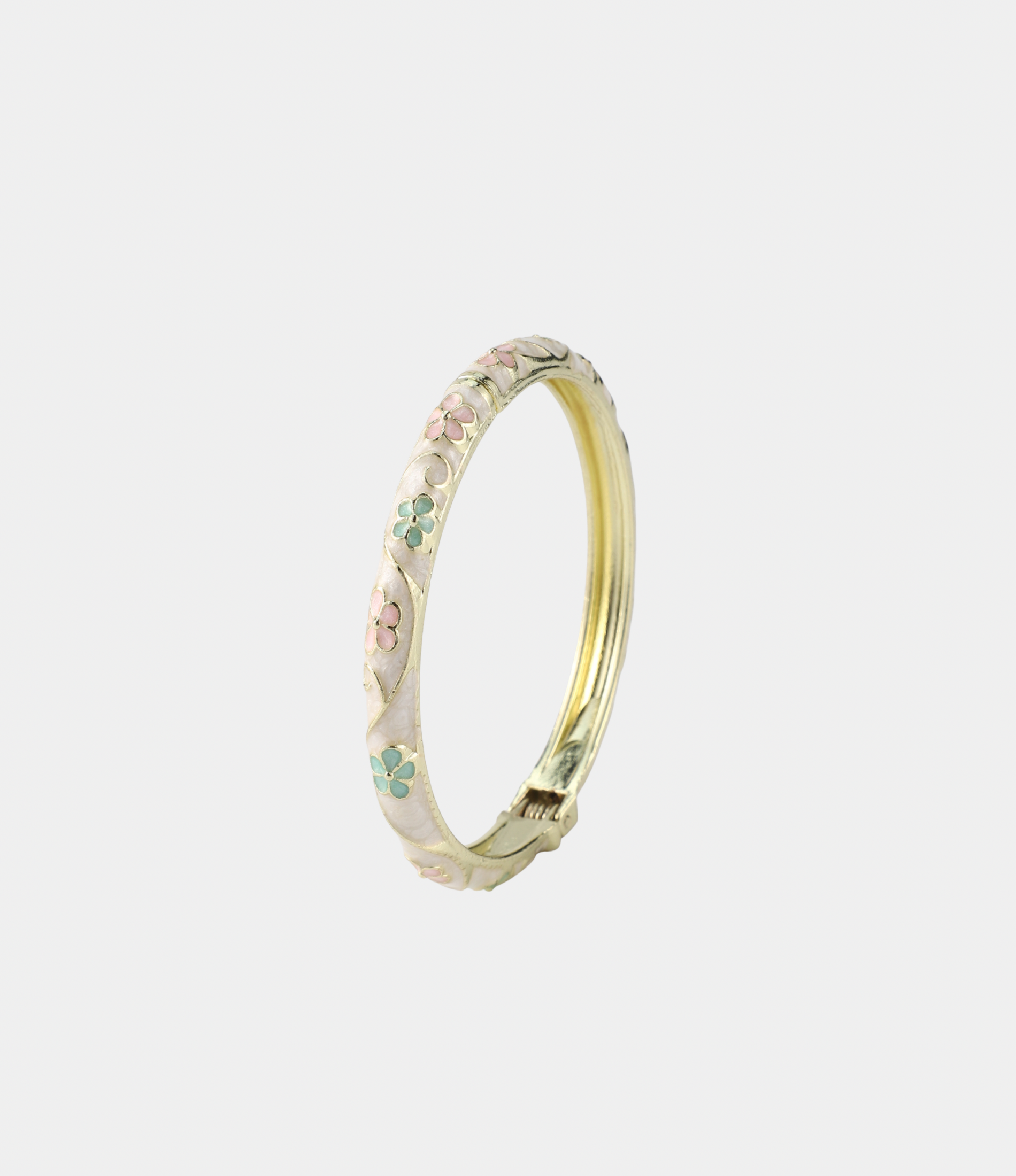 PIXIE BANGLE IN CREAM