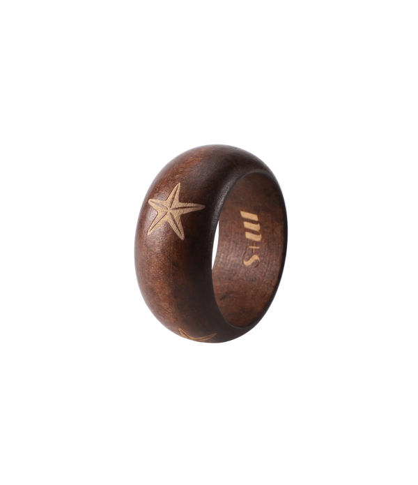 SORAYA WOOD BANGLE IN AUBURN