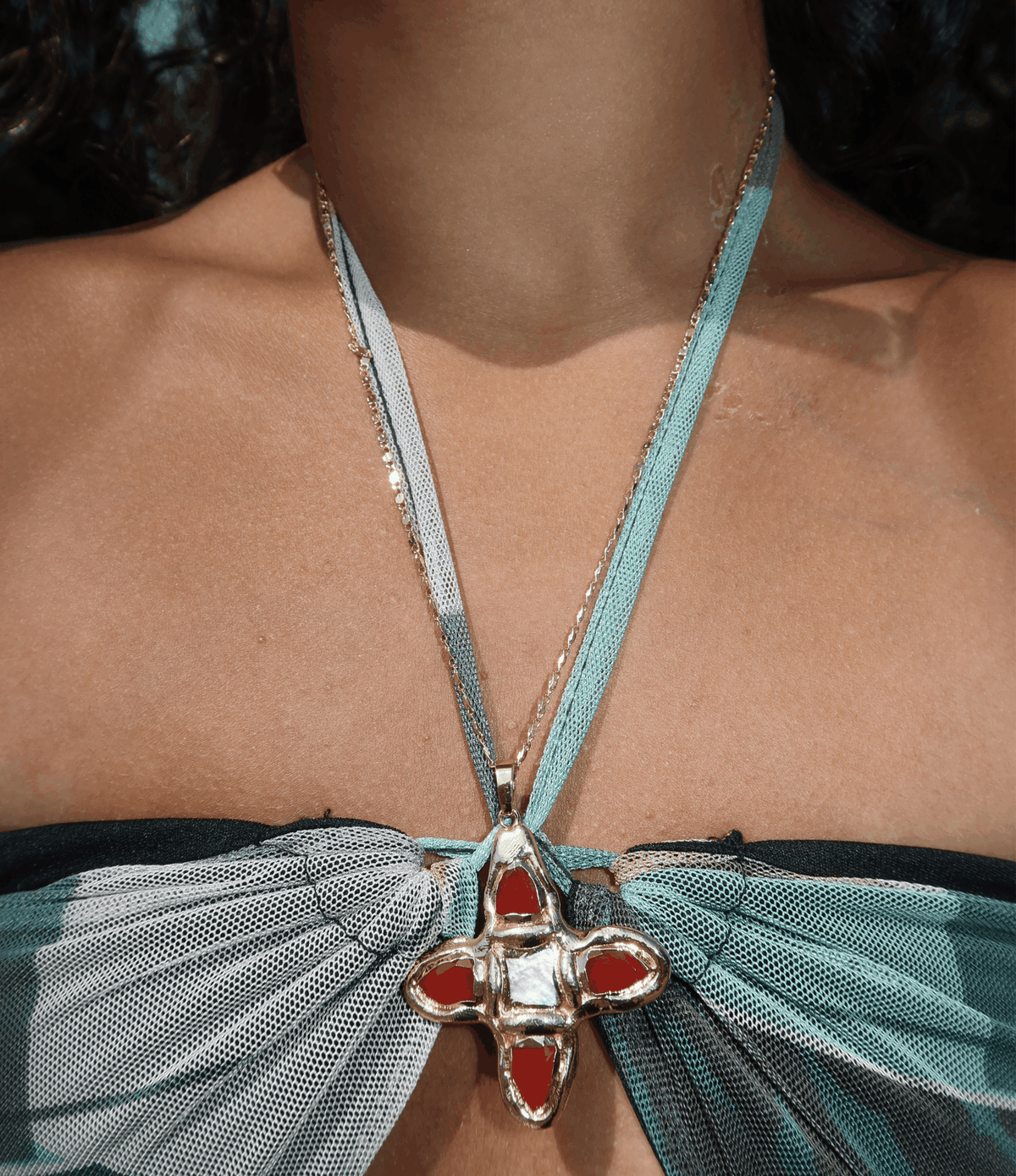 OPHELIA NECKLACE IN RED