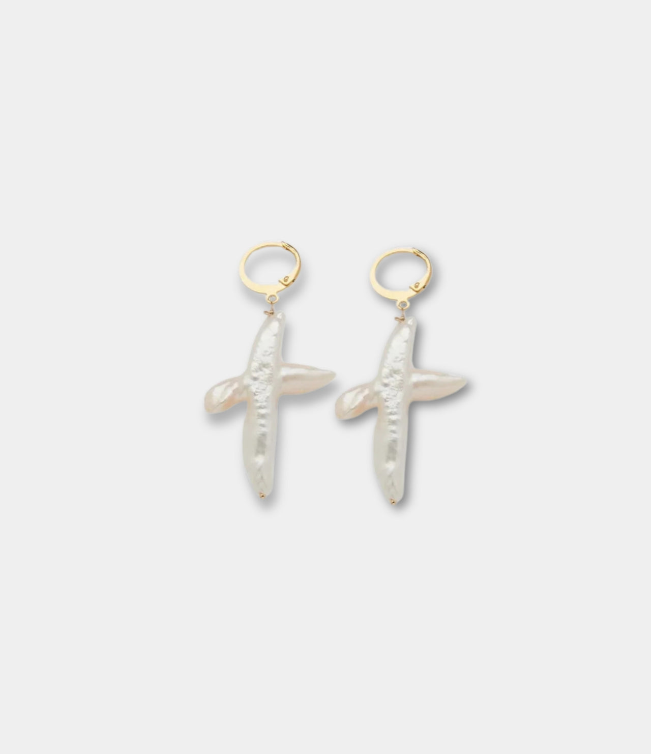 MIMI PEARL CROSS EARRINGS
