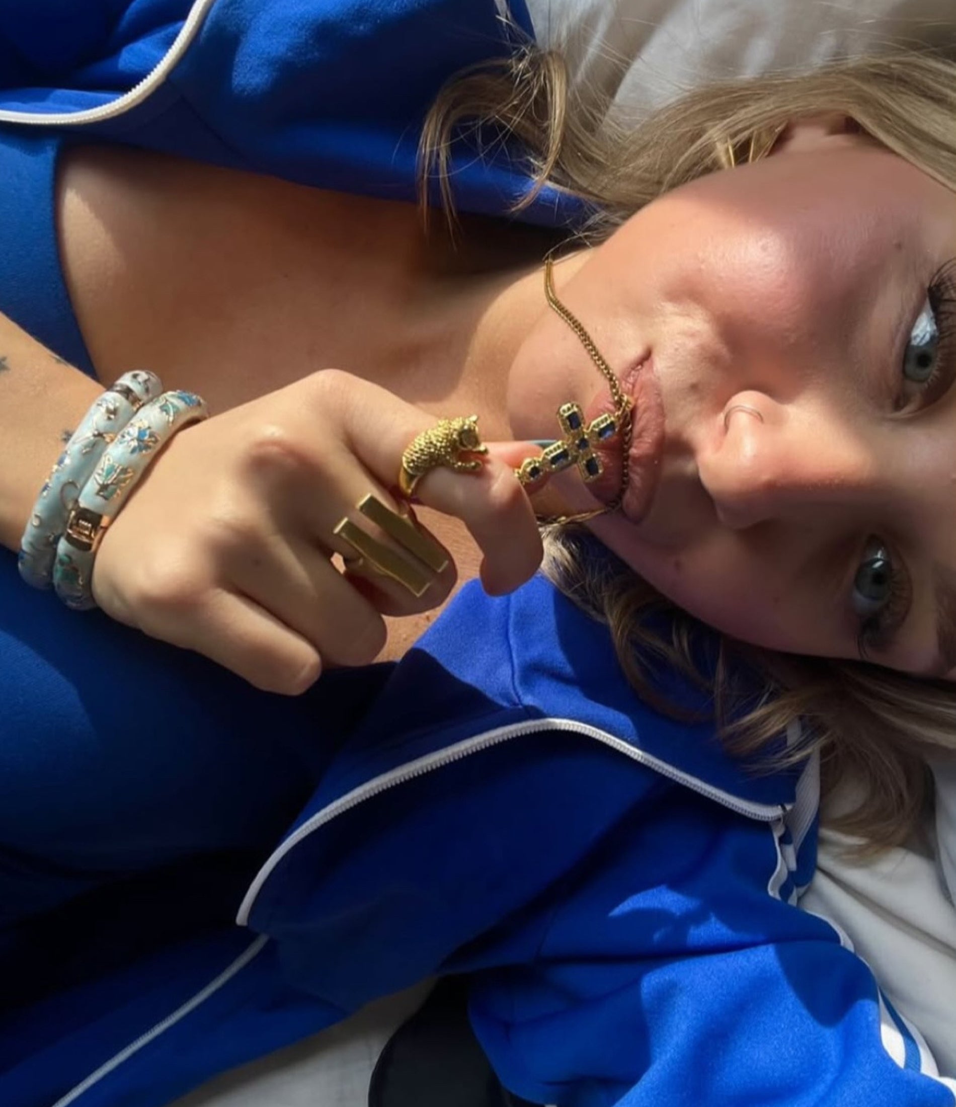 VIENNA ENAMEL BANGLE DUO IN LIGHT BLUE